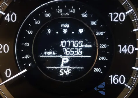 2013 Honda Accord Lx z USA, uszkodzony, nr VIN 1HGCR2F33DA281146